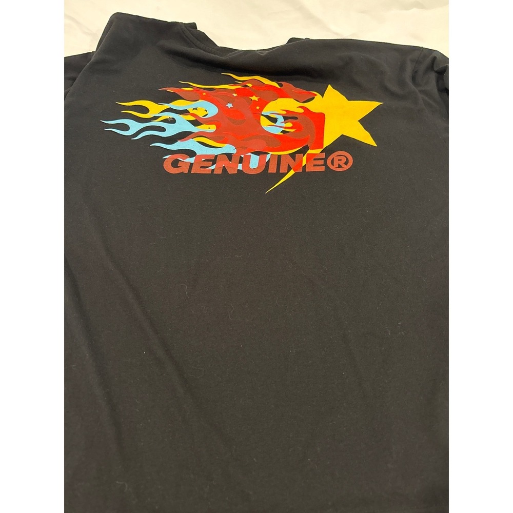 Genuine Authentic Garments Mens Black Graphic T-Shirt Flame Star Streetwear M